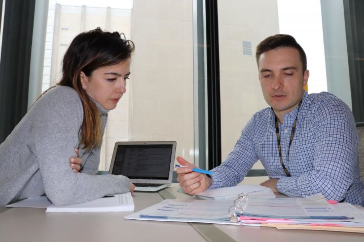 David Killeen and fellow medical student Michelle Baer review class notes this spring in the VCU School of Medicine’s McGlothlin Medical Education Center. David is an fmSTAT student who said he serves as a resource for students throughout the school who are interested in family medicine.