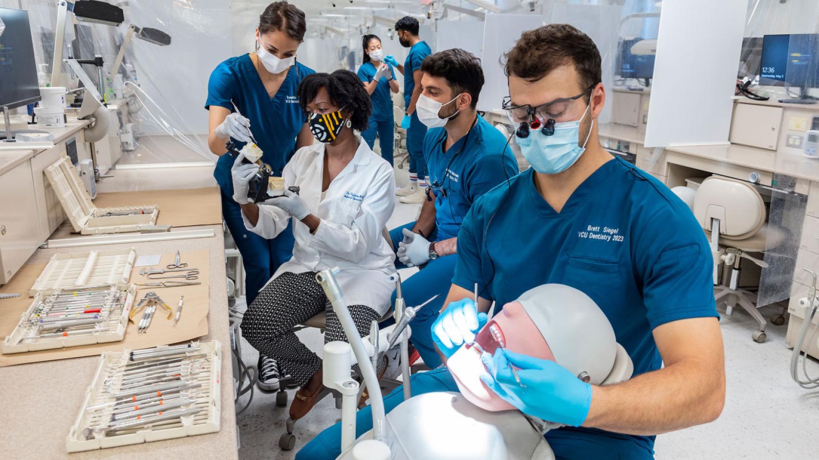 VCU Dental Students with Faculty Member